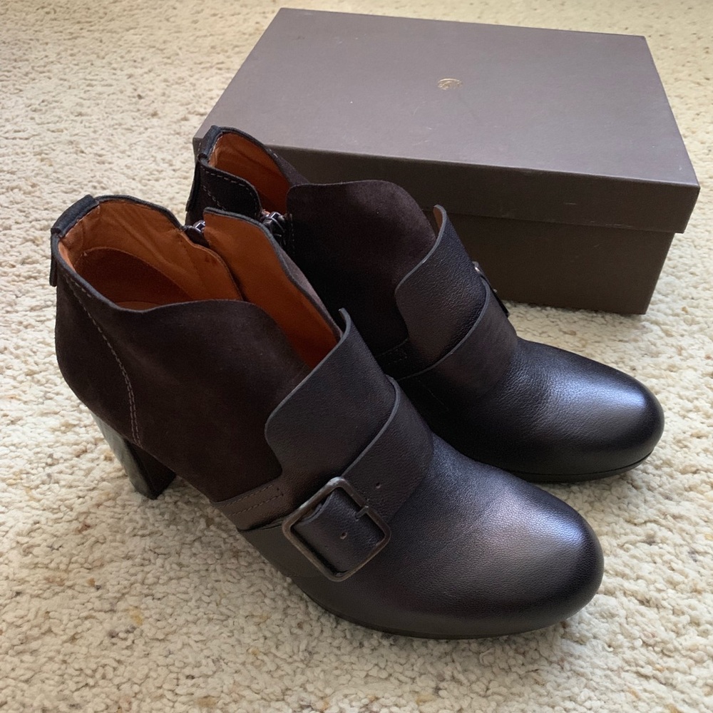 Chie Mihara Jaca ankle boots brown 39